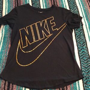 Nike T-shirt
